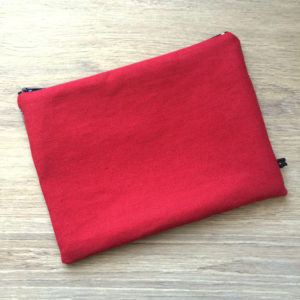 Pochette 3 étoiles rouge