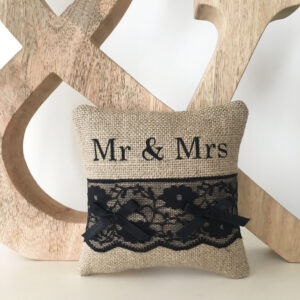 Coussin alliances Mr & Mrs - Dentelle noire