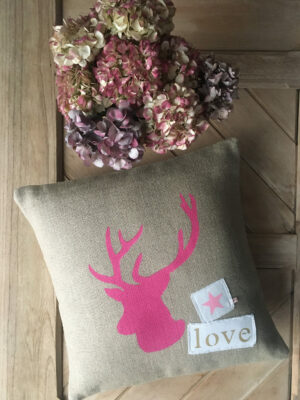 Coussin lin 40x40cm "Tête de cerf Rose"